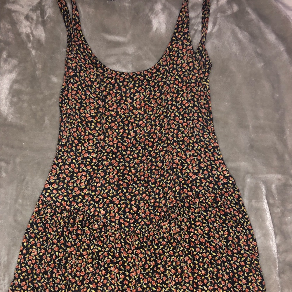 Brandy Melville rose dress